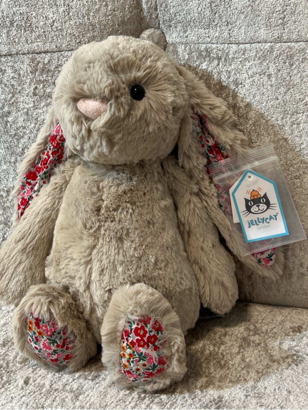 Jellycat Retired Medium Blossom Posy Bunny NWT - Picture 3 of 9